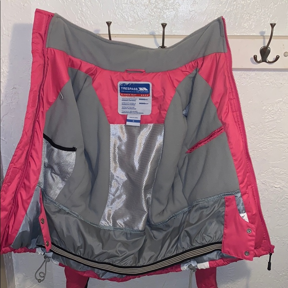 Winter ski snowboard jacket - Picture 3 of 6